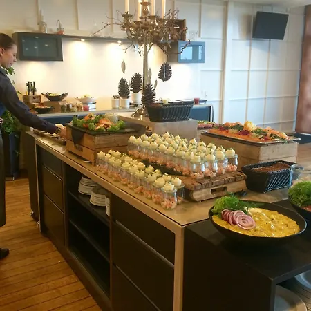 Huset Hotel